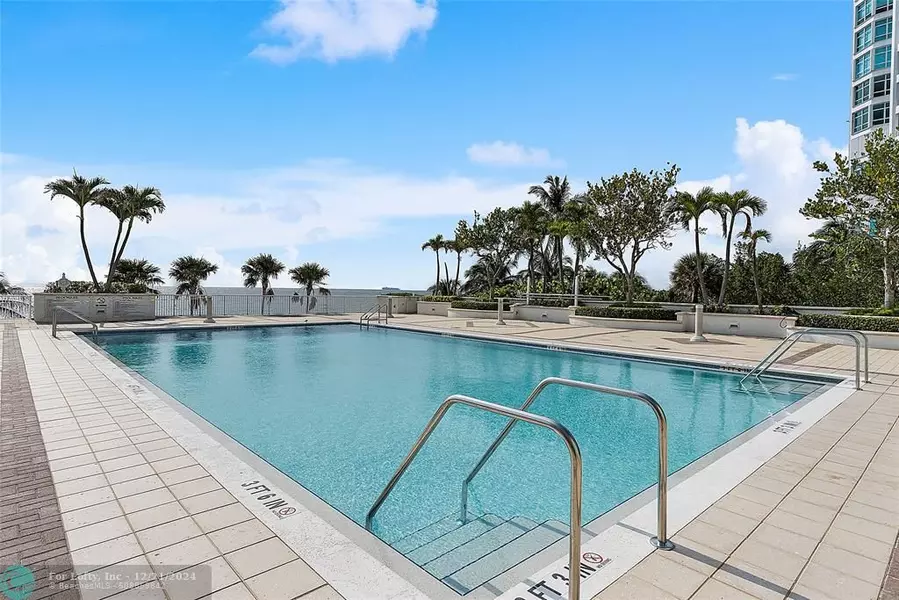 1620 S Ocean Blvd  #11C, Lauderdale By The Sea, FL 33062