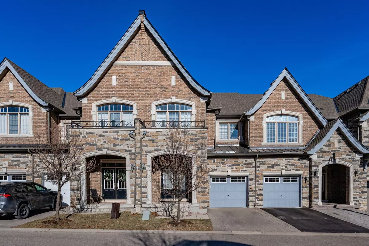 Oakville, ON L6M 0S2,2453 Village Common N/A