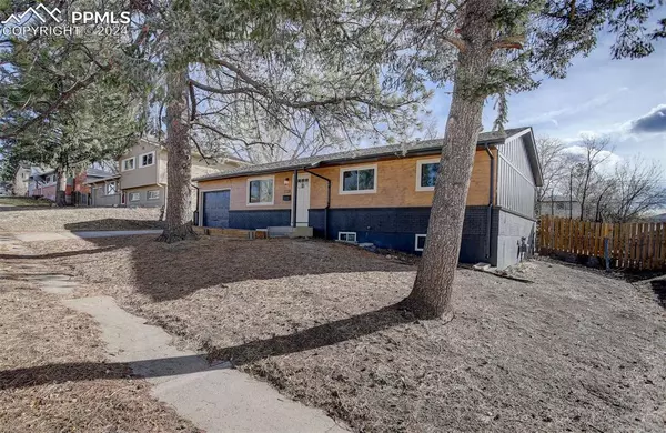 Colorado Springs, CO 80910,1139 Royale DR