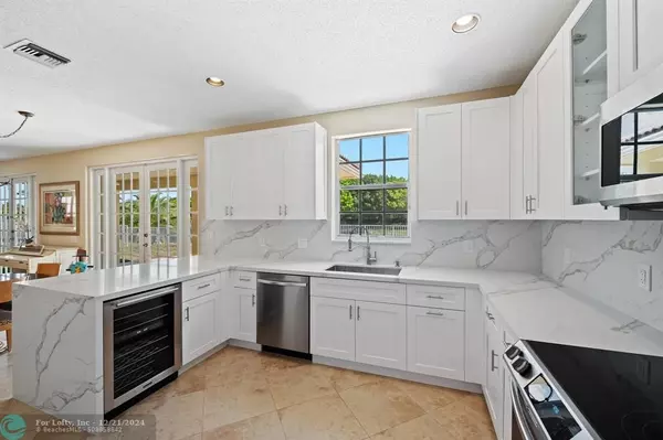 Weston, FL 33331,3660 Heron Ridge Ln