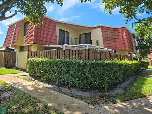 8352 Trent Court  #B, Boca Raton, FL 33433