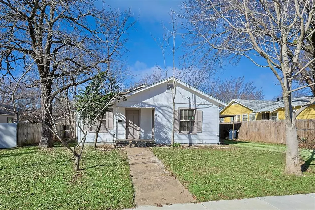 Fort Worth, TX 76112,2842 Halbert Street