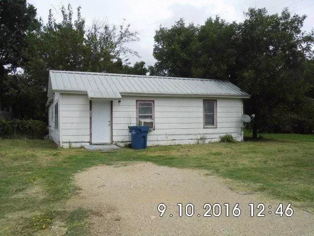 108 S 5th Street, Clyde, TX 79510