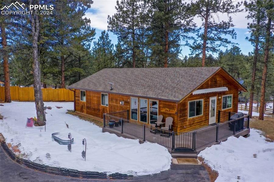 247 Turnabout LN, Florissant, CO 80816