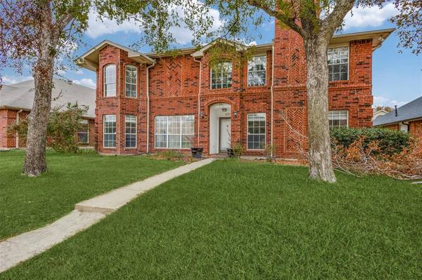 925 Fenimore Drive, Lewisville, TX 75077