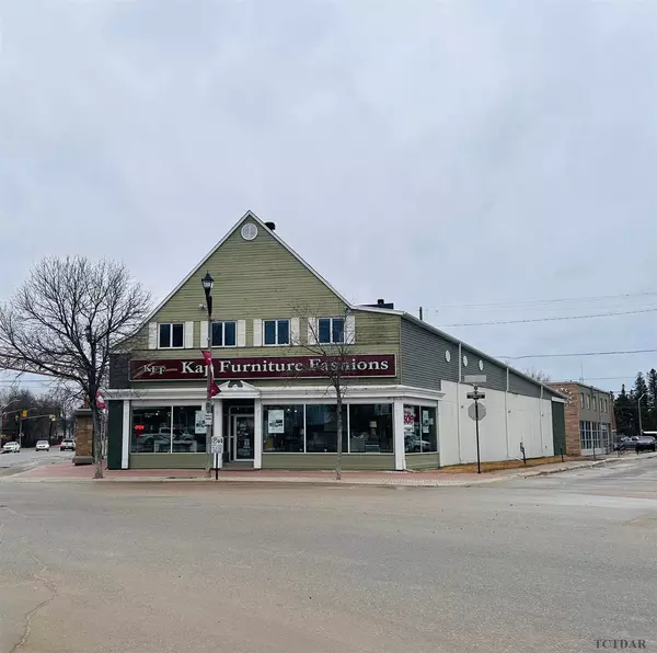 Kapuskasing, ON P5N 1T6,26 Circle ST