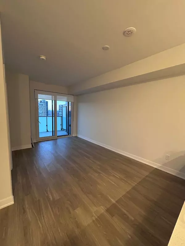 Mississauga, ON L5B 3M8,4130 Parkside Village DR #1602