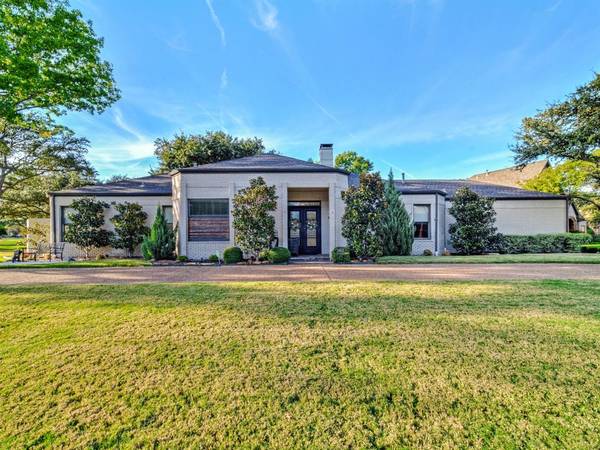 3413 Gatwick Place, Farmers Branch, TX 75234