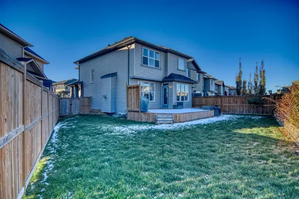 Airdrie, AB T4B 4B2,431 Hillcrest CIR Southwest