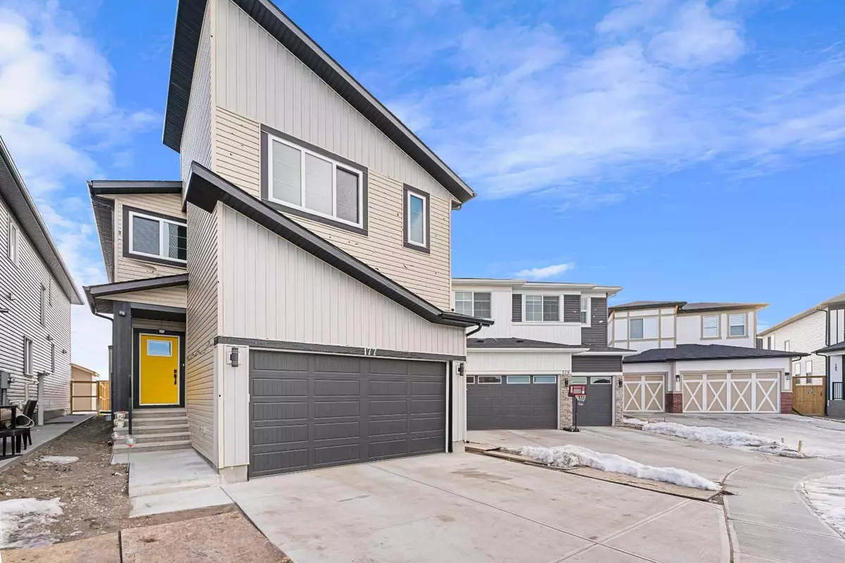 Calgary, AB T3J 2E8,177 Saddlelake TER NE