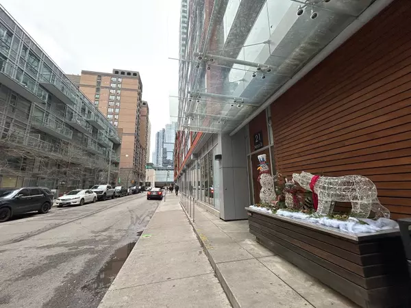 Toronto C01, ON M5V 3H9,21 Nelson ST #1008