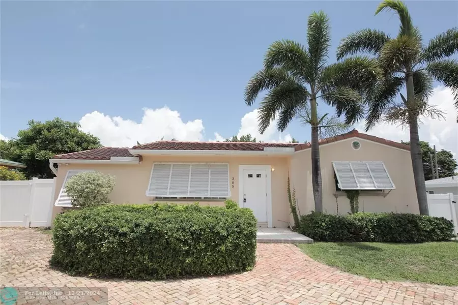 305 Gulfstream Dr, Delray Beach, FL 33444