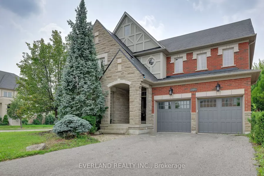 138 Lady Fenyrose AVE, Vaughan, ON L6A 0E1