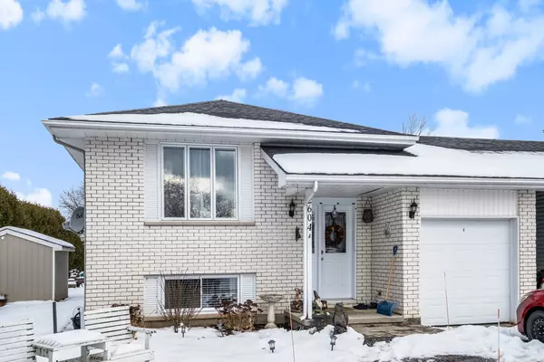 2604 Old Carriage CT #A, Greely - Metcalfe - Osgoode - Vernon And Area, ON K0A 2P0