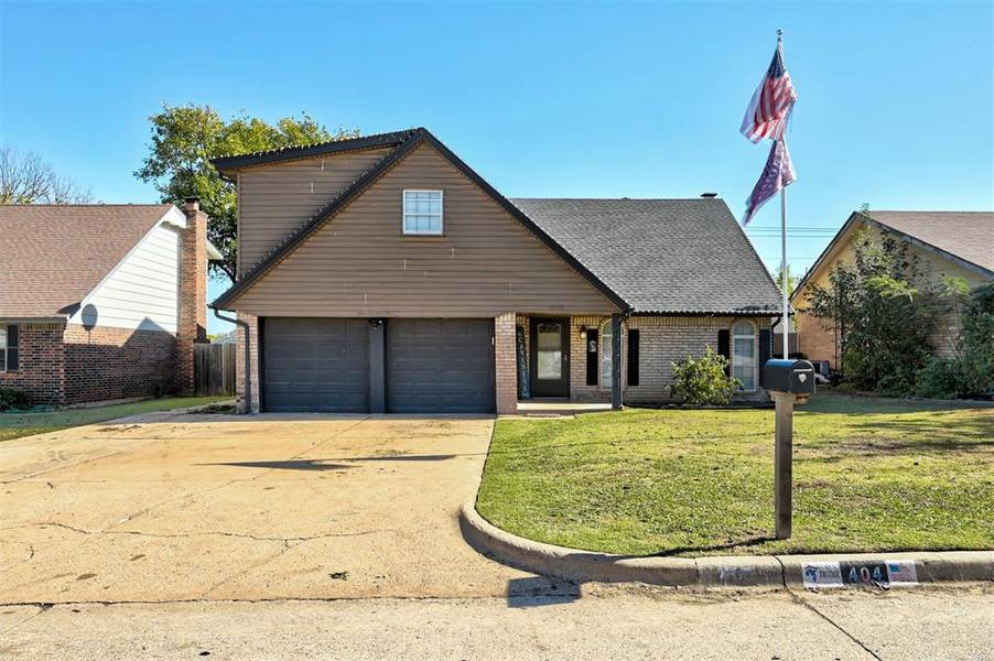 404 S Morgan Drive, Moore, OK 73160