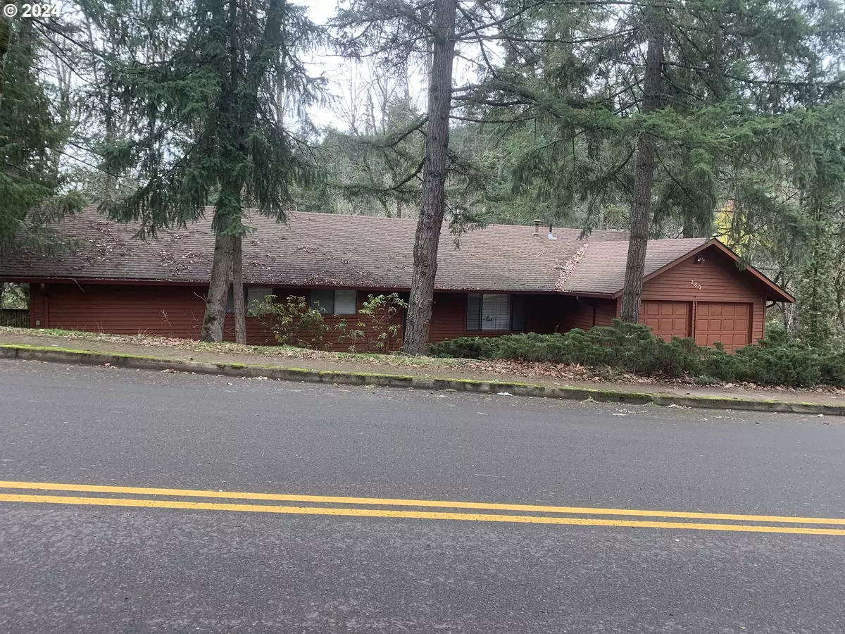 Eugene, OR 97405,280 BRAE BURN DR