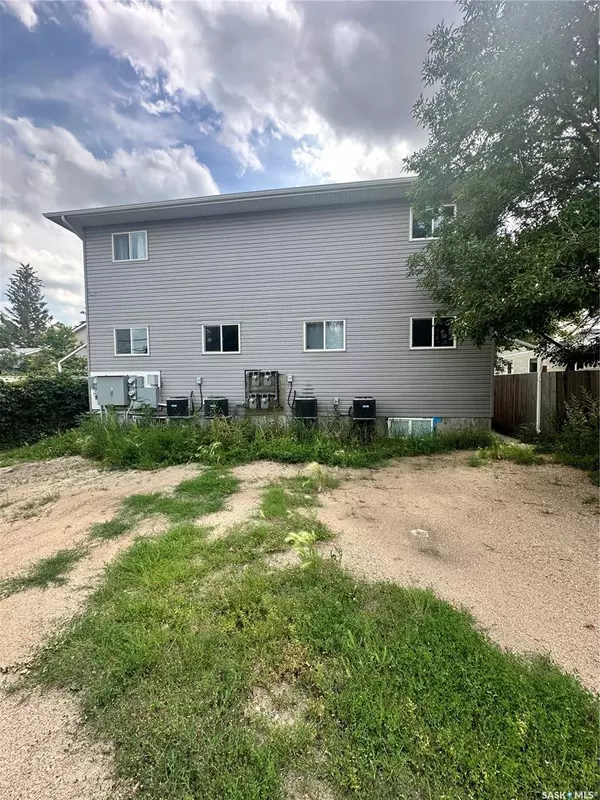 Estevan, SK S4A 0P6,613 3rd STREET #C