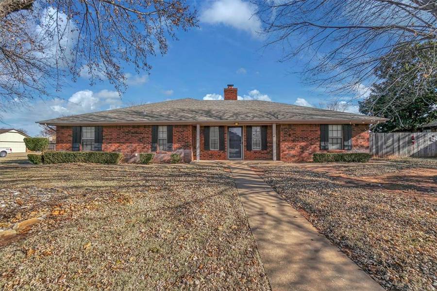 910 Kathys Place, Elk City, OK 73644