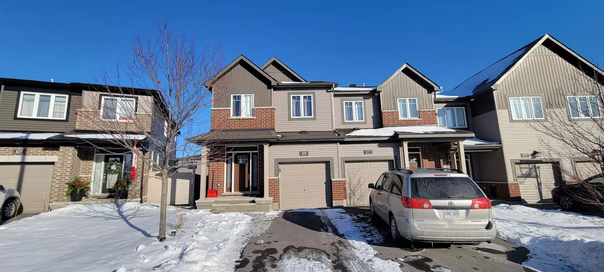 Barrhaven, ON K2J 6P2,409 Kayak ST