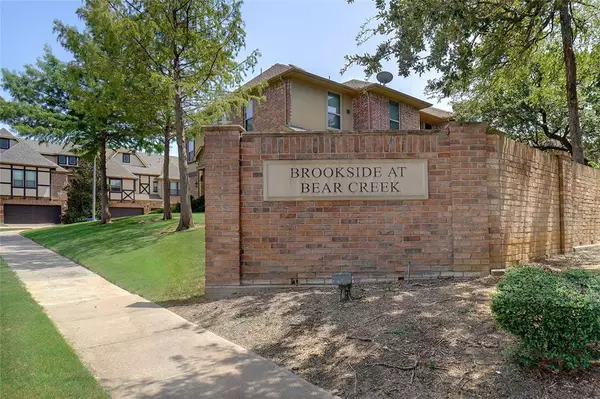 Euless, TX 76039,933 Brook Forest Lane