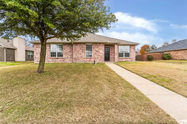 1453 Elders Drive, Lancaster, TX 75146