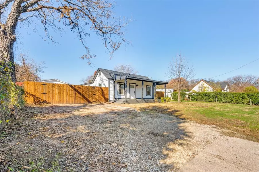 1707 Voirin Road, Irving, TX 75061