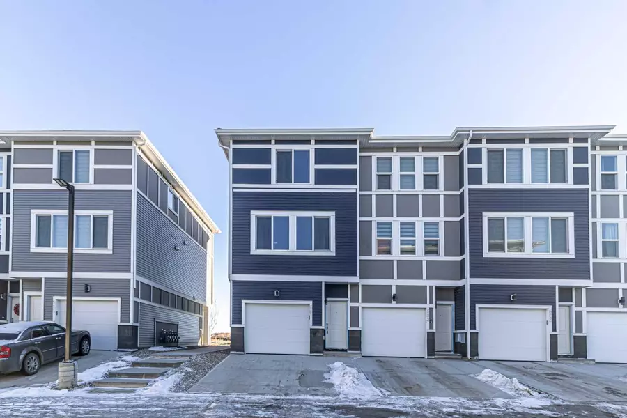 33 Merganser DR W #601, Chestermere, AB T1X2S3