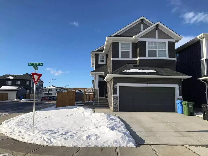 31 Creekside GRV Southwest, Calgary, AB T2X 4A8