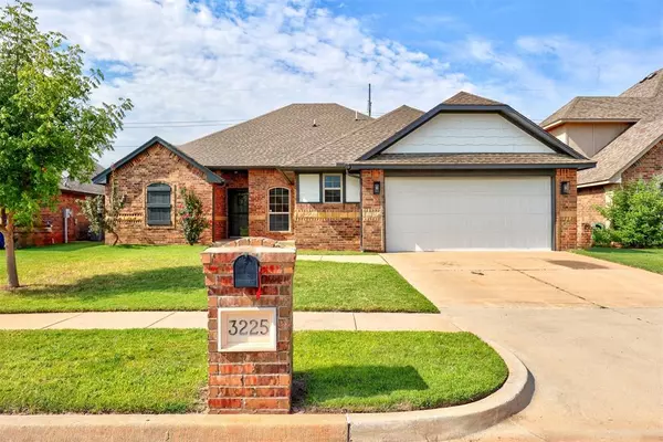 Edmond, OK 73012,3225 NW 192nd Terrace