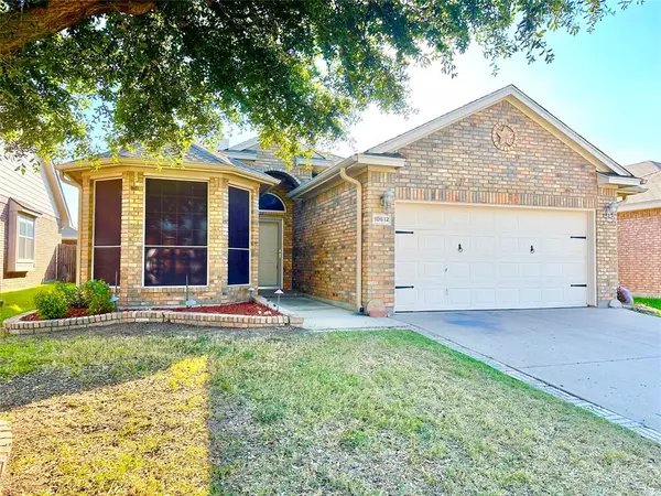 10612 Foothill Drive, Fort Worth, TX 76131