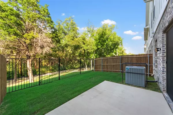 Dallas, TX 75227,6317 MASON Court