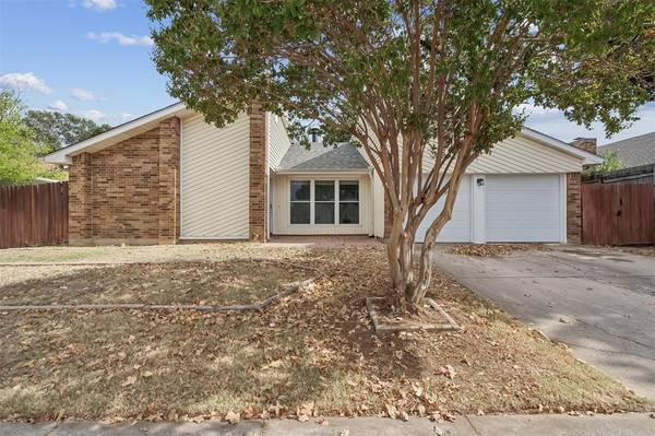 Bedford, TX 76021,3200 Emerald Street