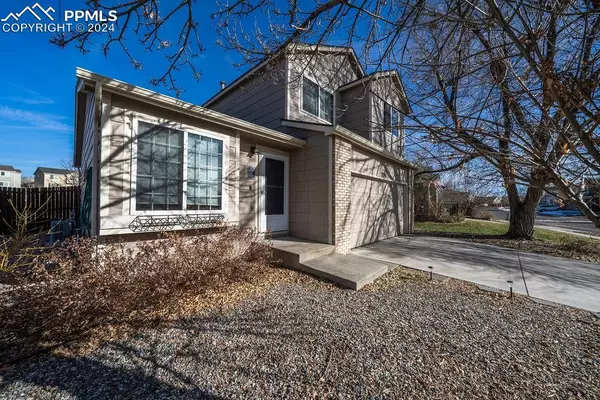 Colorado Springs, CO 80922,7311 Bonnie Brae LN