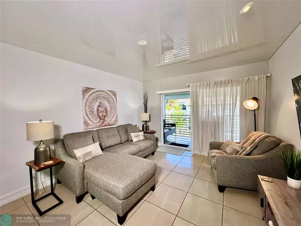 Pompano Beach, FL 33062,1461 S Ocean Blvd  #309