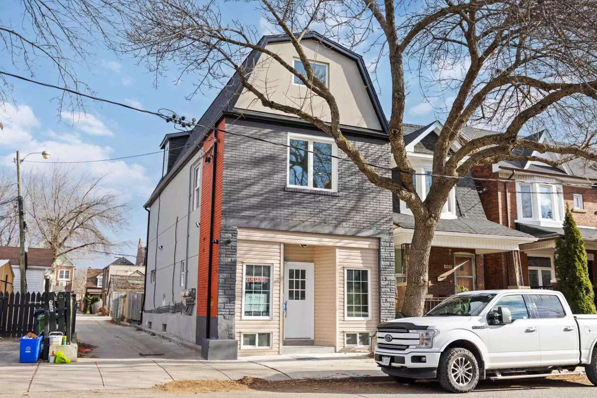 Toronto W02, ON M6H 2X7,1085 Dovercourt RD #3