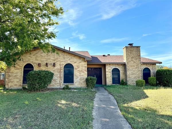 Grand Prairie, TX 75052,4702 Spanish Trail