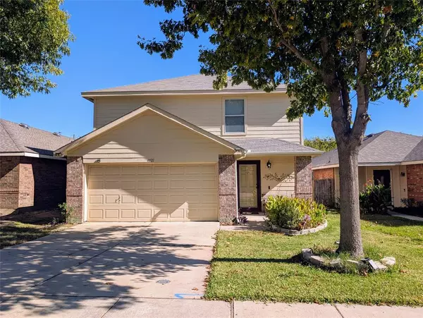 4521 Waterford Drive, Fort Worth, TX 76179