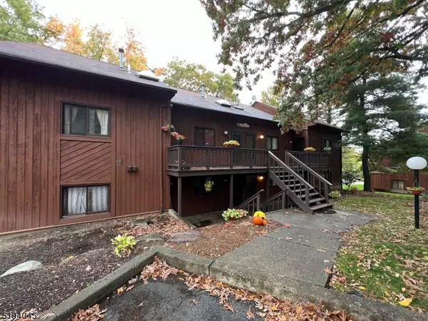 5 Squaw Valley Ct #6, Vernon Twp., NJ 07462