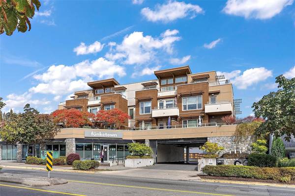 7161 West Saanich Rd #303, Central Saanich, BC V8M 1P7