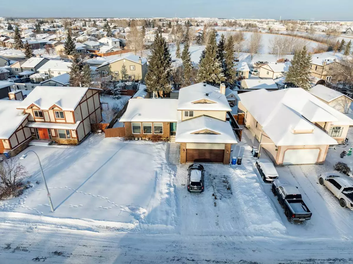 Fort Mcmurray, AB T9K2G7,172 Brosseau CRES