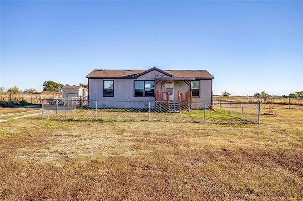 721 Lathem Boulevard, Venus, TX 76084