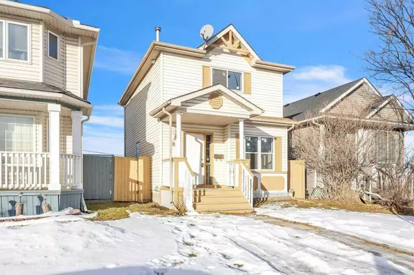 Calgary, AB T3J 3N3,8 Martinglen Mews NE