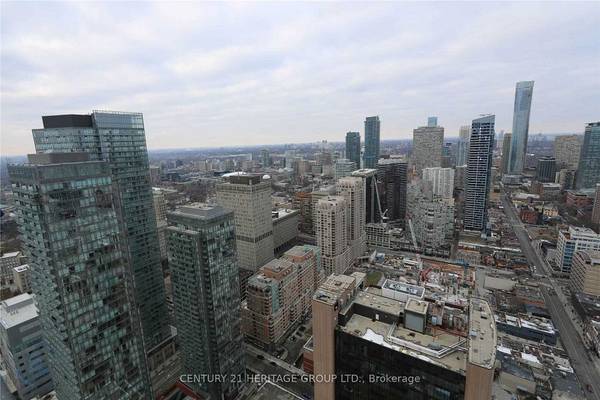 15 Grenville ST #4107, Toronto C01, ON M4Y 1A1