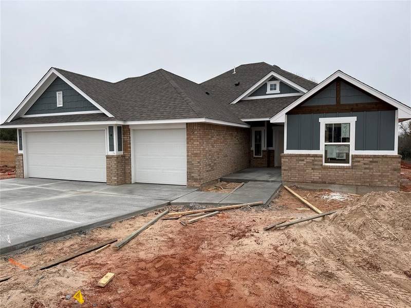 2748 Juneberry Lane, Newcastle, OK 73065