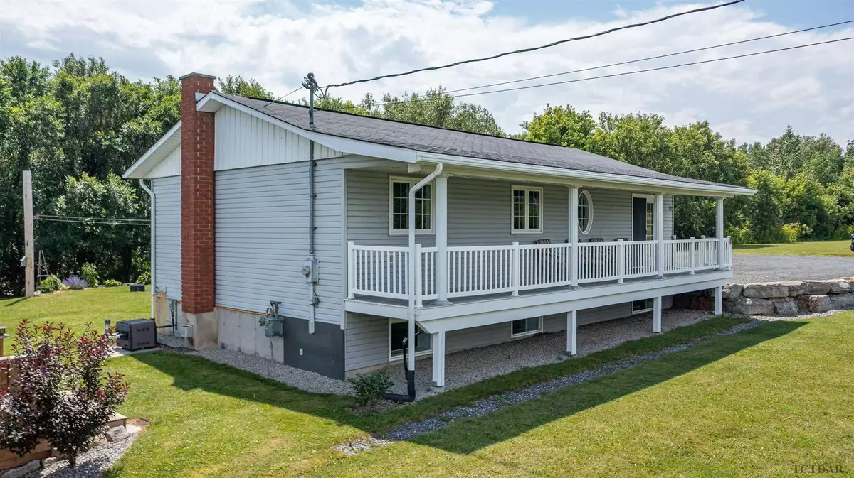 Temiskaming Shores, ON P0J 1K0,11 Rorke AVE