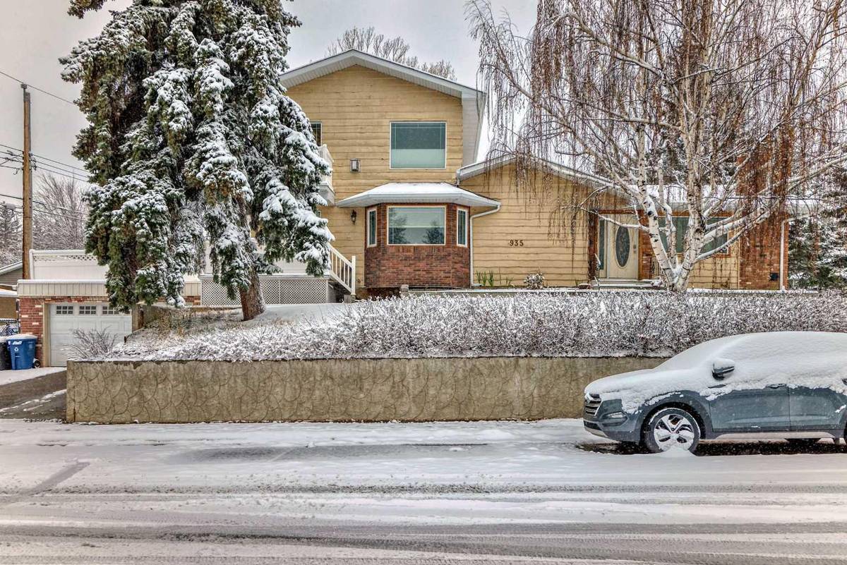 Calgary, AB T2K 4N9,935 Hunterston HL Northwest