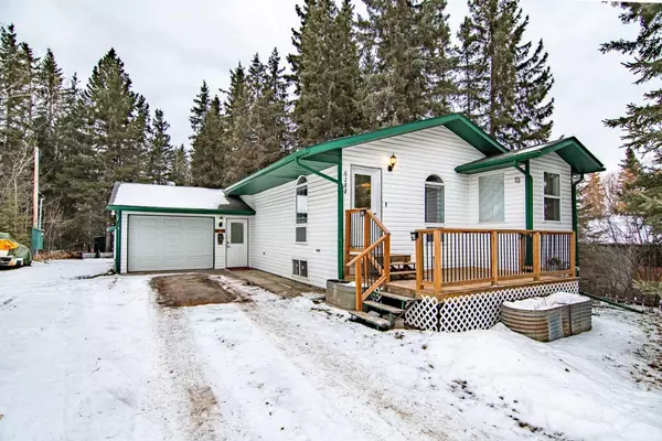 5144 52 ST, Caroline, AB T0M 0M0