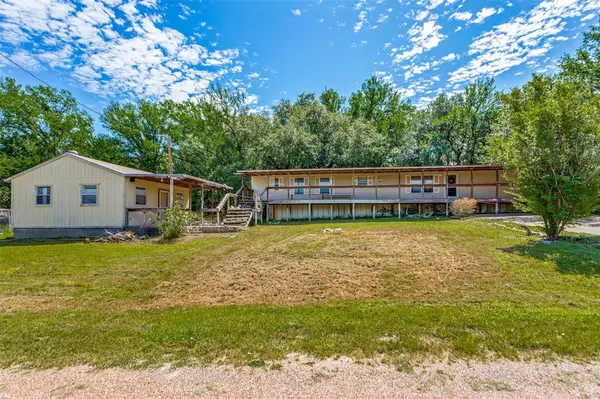 Granbury, TX 76048,817 Tepee Trail