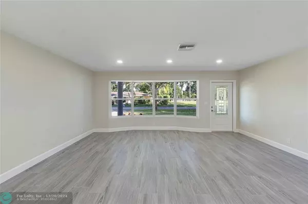 Plantation, FL 33317,4300 NW 3rd Ct