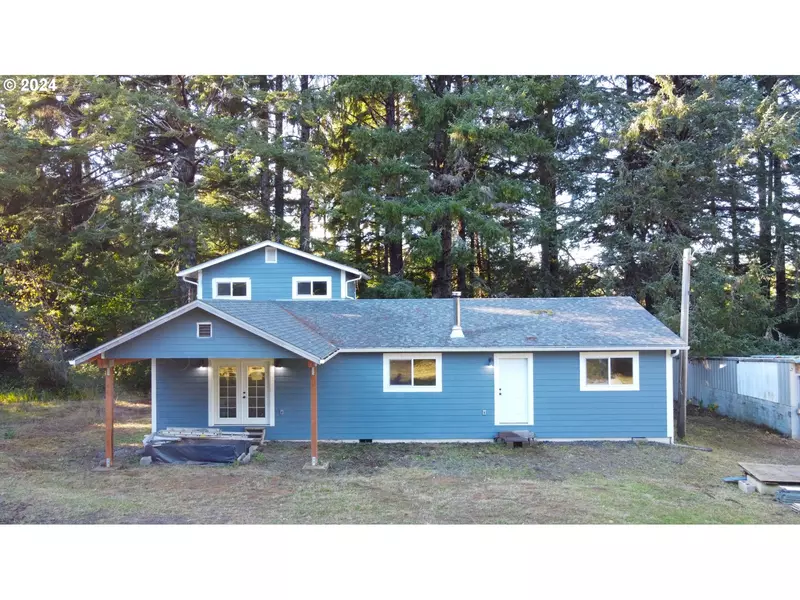 62134 SALAL RD, Coos Bay, OR 97420